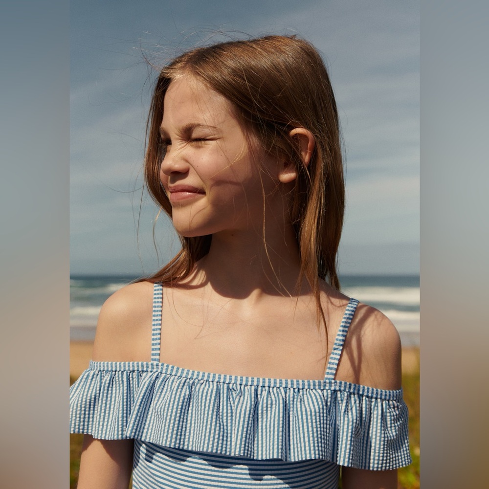Mango Ruffle striped swimsuit - Picture 2 of 7